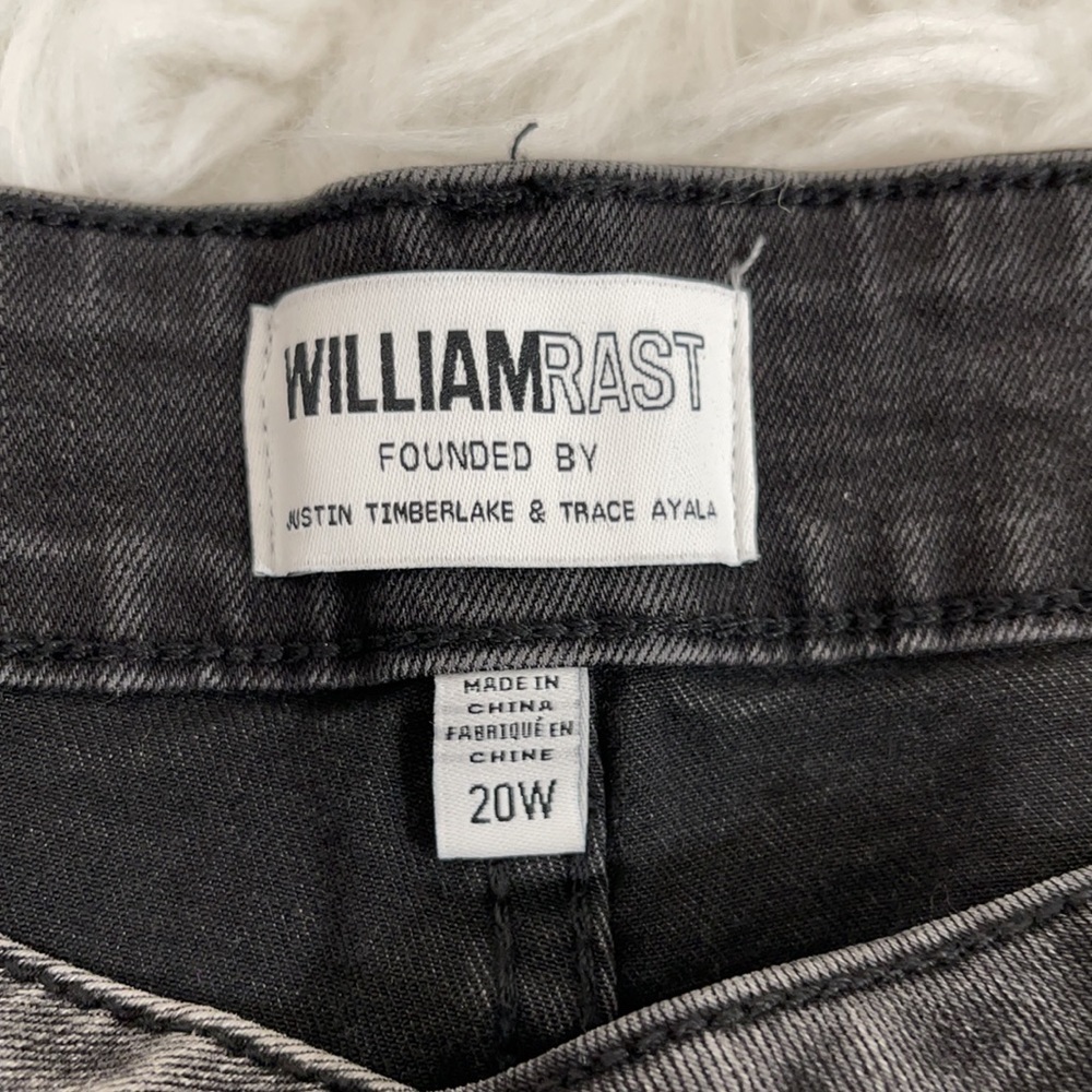 WILLIAM RAST Embroidered Frayed Denim Shorts 20W - Picture 7 of 10